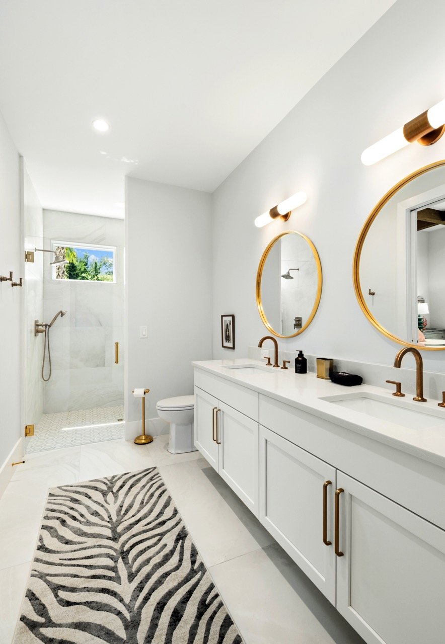 bathroom2